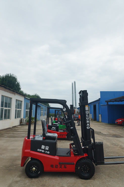 电动叉车供应 格林工贸产品优良 升降式电动叉车供应