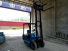 廊坊哪里有质量优质的液压升降叉车|升降叉车厂家图片|廊坊哪里有质量优质的液压升降叉车|升降叉车厂家产品图片由文安县阳凯金机械厂公司生产提供-